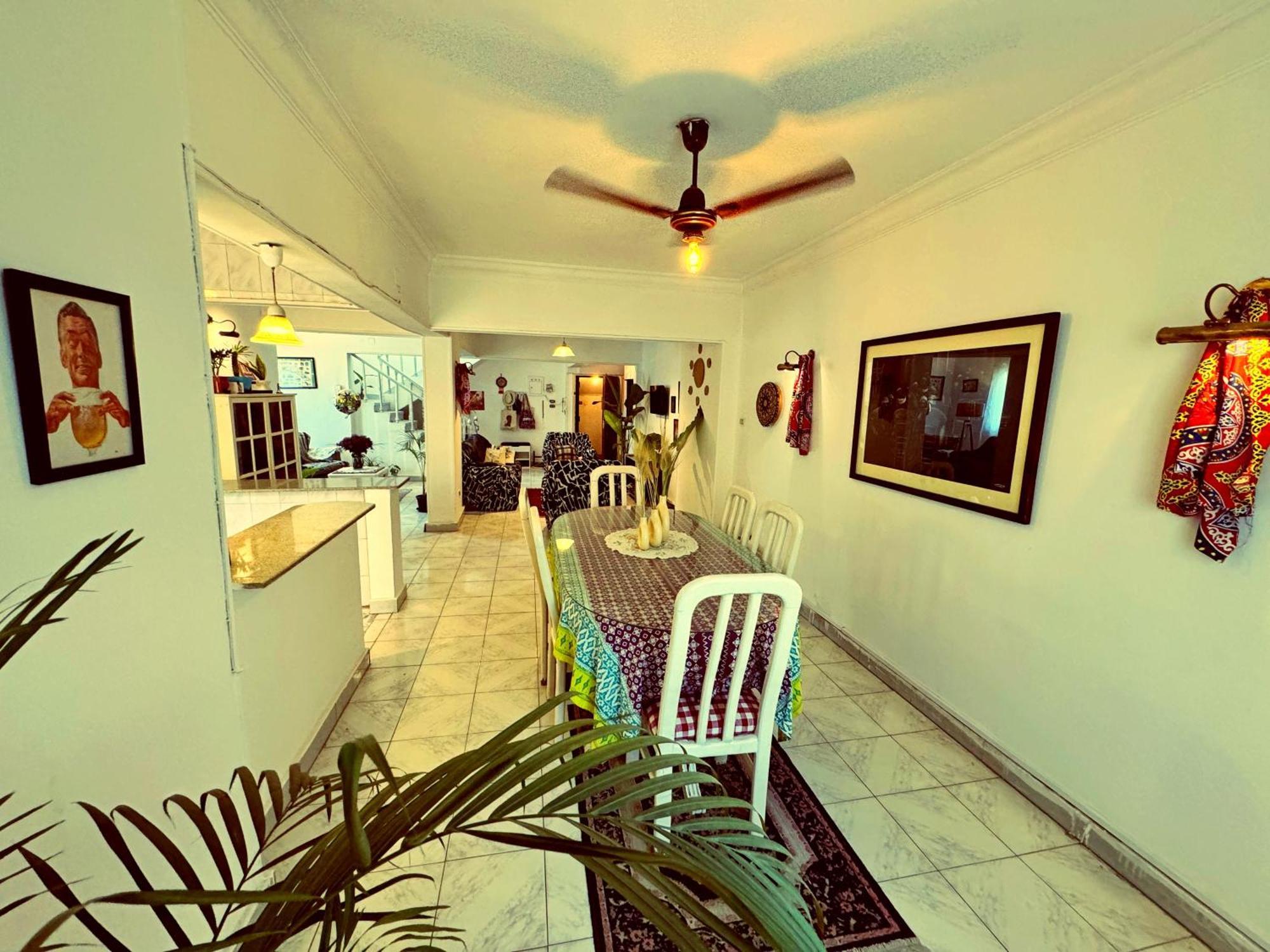 Large Room With Its Own Balcony El El Cairo Exterior foto